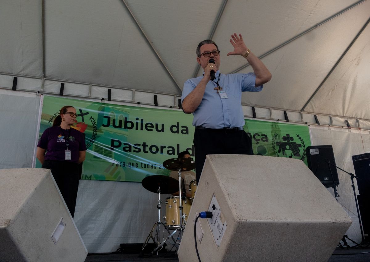 Dom Frei Severino Clasen e Maria Inês Monteiro de Freitas durante o Jubileu da Esperança