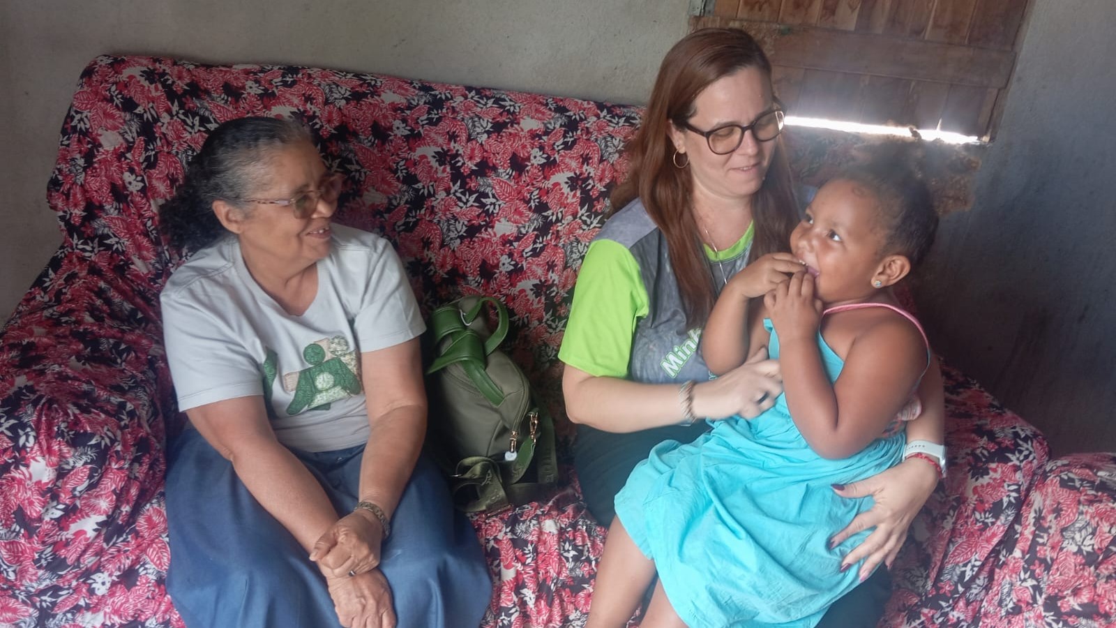 Maria Inês durante uma visita domiciliar no estado da Bahia