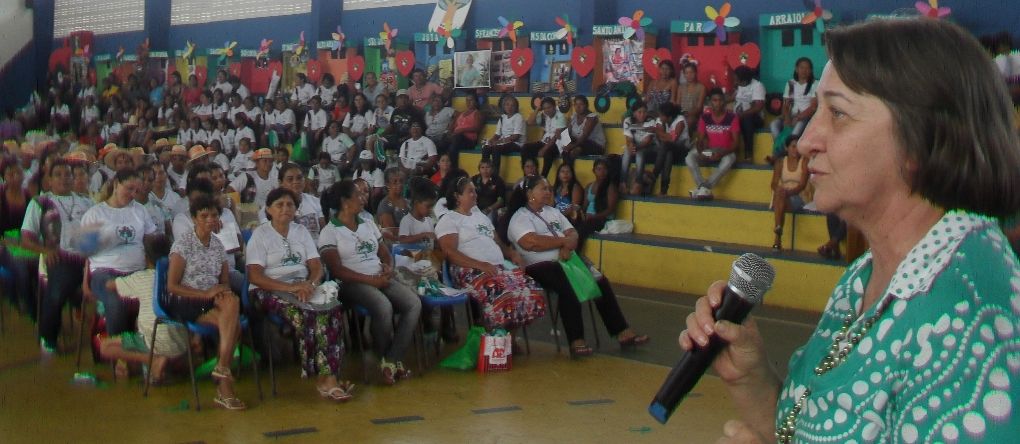 Irmã Vera Lúcia Altoé coordenadora nacional da Pastoral da Criança